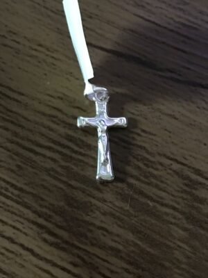 212.79  PINGENTE CRUZ DETALHADA DEUS