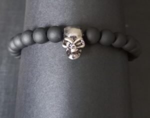 33.46  PULSEIRA DE PEDRA ÔNIX FOSCA CAVEIRA