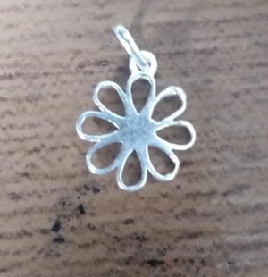 212.129 - PINGENTE DE PRATA FLOR