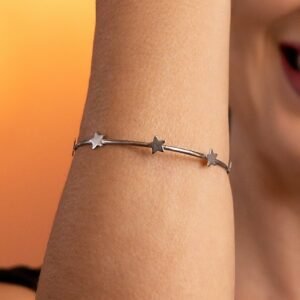 183.25 - BRACELETE DE AÇO ESTRELAS