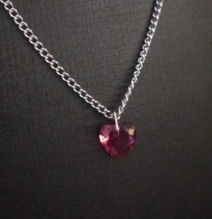 229.77  - 	CHOCKER DE AÇO CORAÇÃO RELUZENTE