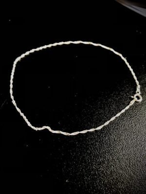 246.20 - TORNOZELEIRA DE PRATA ENTRELAÇADA 0.7G