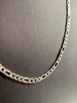 110.30 - CORRENTE DE AÇO FIGARO ELO SERRILHADO 3x1 4mm