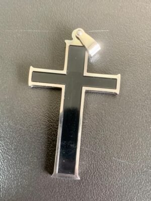 187.5 - PINGENTE BLACK + CRUZ PRETA COM BORDAS 5CM