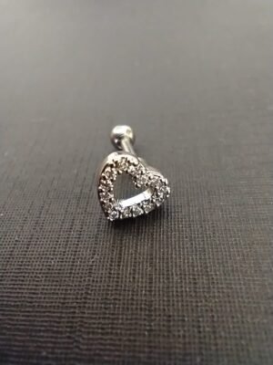 11.43 - PIERCING DE AÇO CORAÇÃO VAZADO E CRAVEJADO