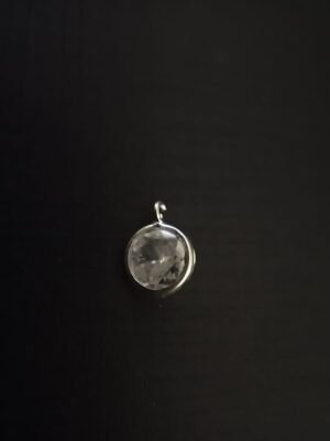 212.218 - PINGENTE DE PRATA PONTO DE LUZ EM REDONDO COM BORDA 0,3g