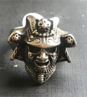 44.121 - ANEL MASCARA SAMURAI