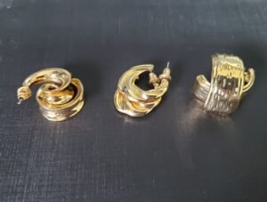 232.4 - BRINCO FOLHEADO PAR (DIVERSOS)