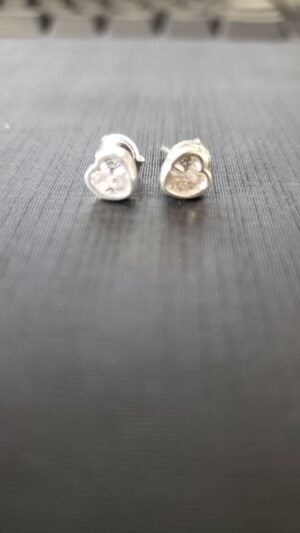 151.92 - BRINCO DE PRATA PONTO DE LUZ CORAÇÃO COM BORDA