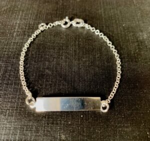 250.11 - PULSEIRA DE PRATA COM PLAQUINHA 1.7g