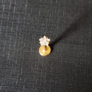 26.234 - PIERCING DE AÇO PONTO DE LUZ ESTRELA