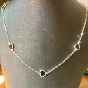 318.36 - CHOKER DE PRATA CORAÇÕES