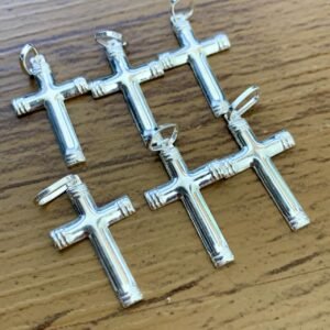 212.260 - PINGENTE DE PRATA CRUZ OCA 0.5G